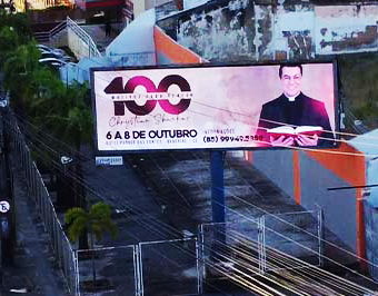 Comunicação visual em Fortaleza ganha força com novo painel LED P10 outdoor