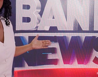 A Mundo de LED forneceu três painéis de LED para o estúdio da Band News