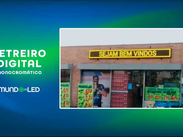 painel de LED  520cm x 60cm monocromático