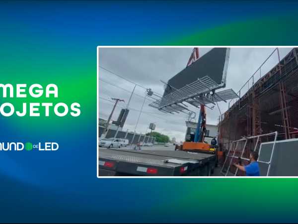 Instalação painel de LED Mídia 5m x 2m