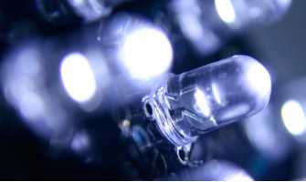 LEDs do futuro podem ser 60% mais brilhantes graças aos vagalumes
