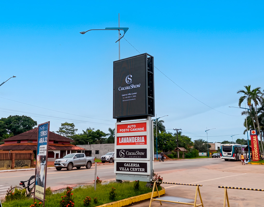 Painel de LED P5 SMD no Auto Posto Canindé