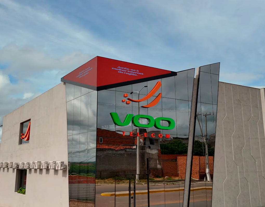 Painel de LED de canto P5 em formato abstrato em Marco (CE)