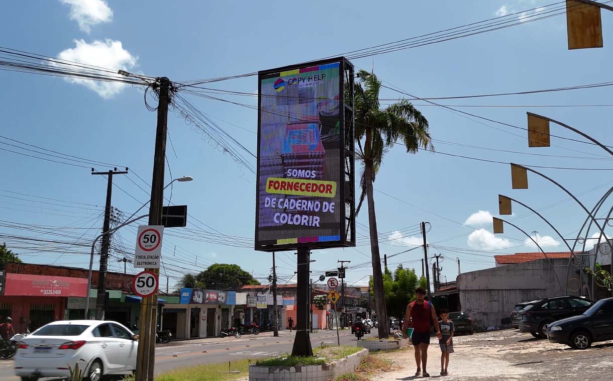 Painel de LED para lateral de campo