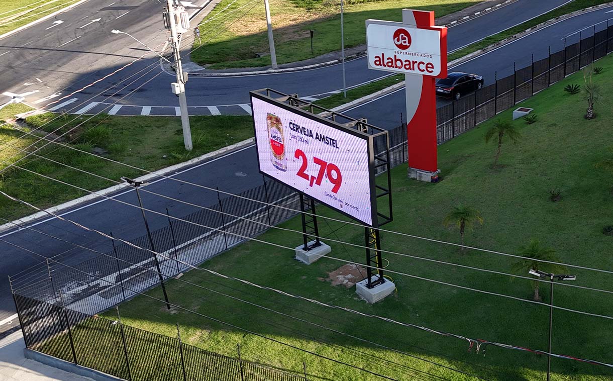Painel de LED para lateral de campo