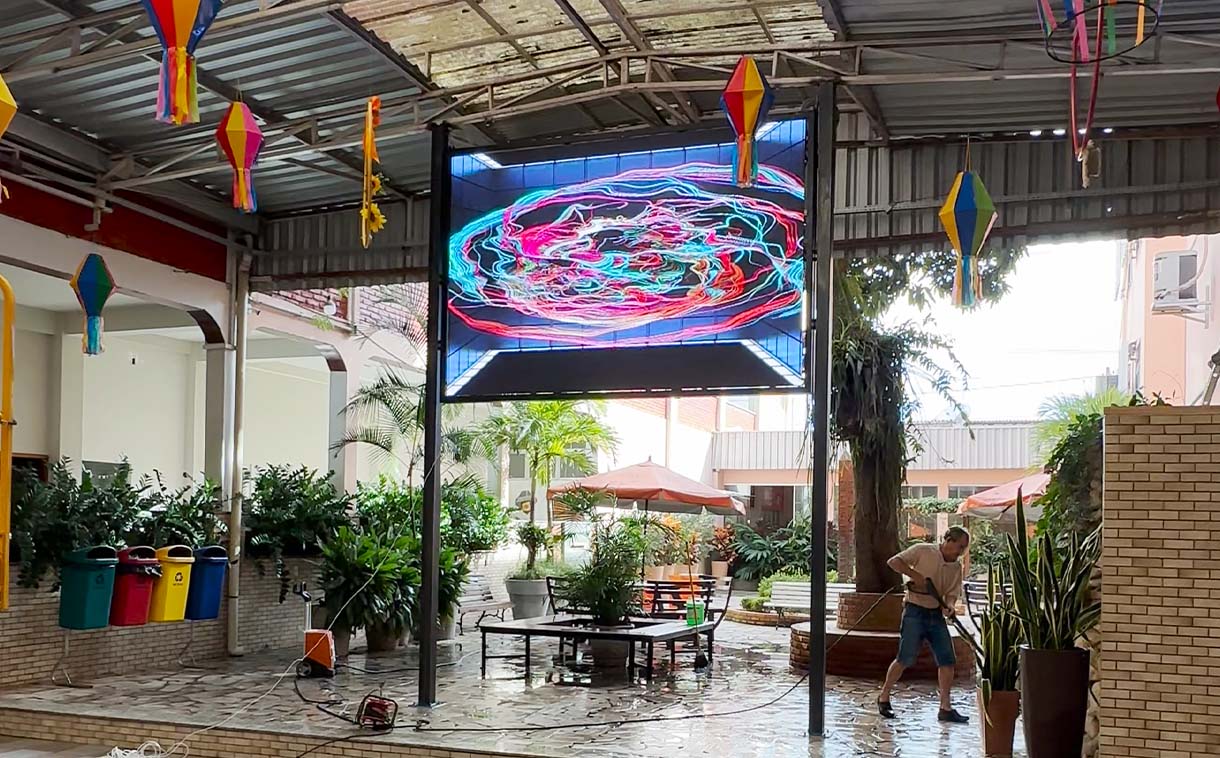 Painel de LED para lateral de campo