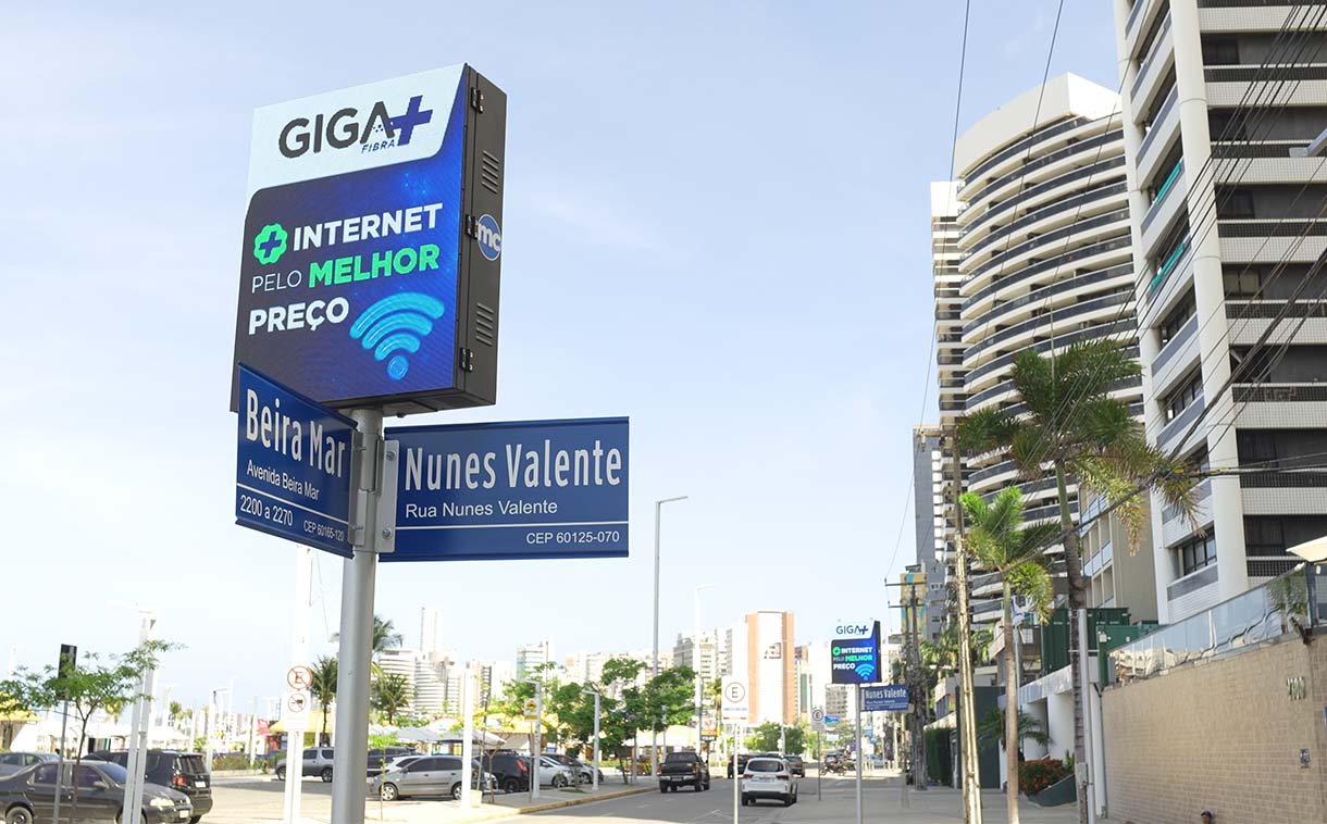 Painel de LED para lateral de campo
