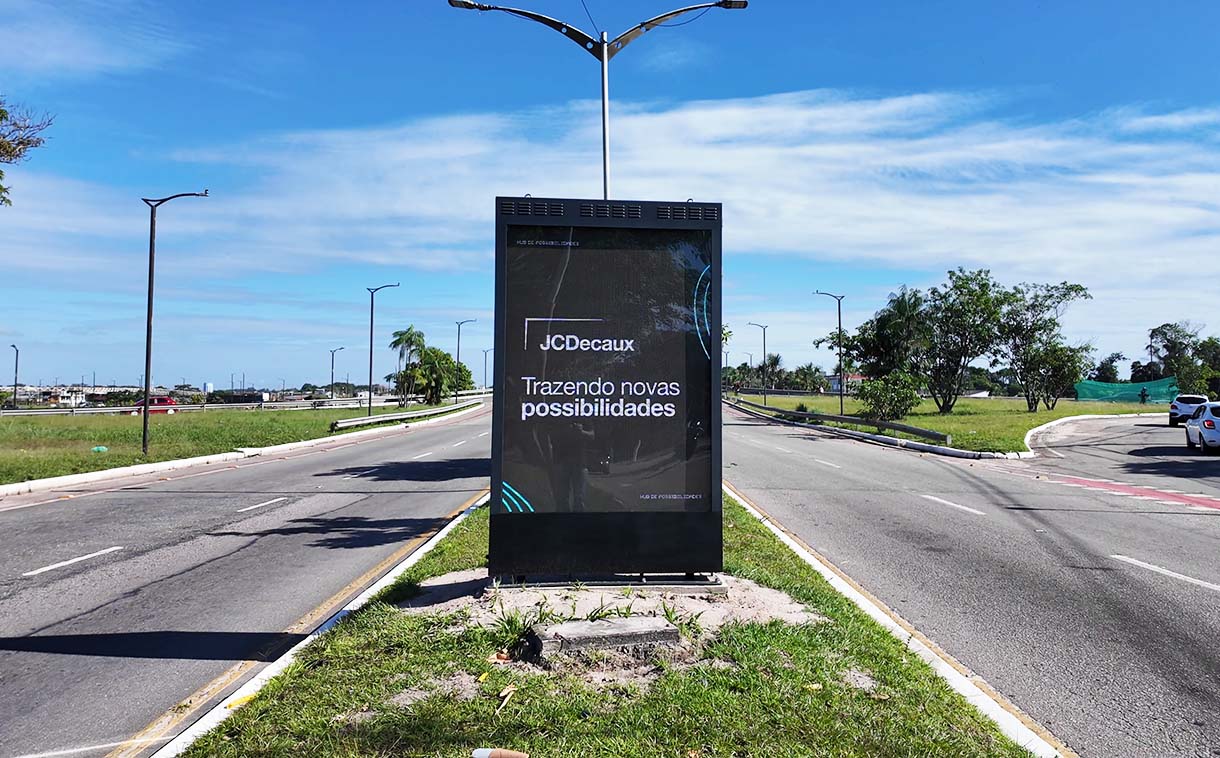 Painel de LED para lateral de campo