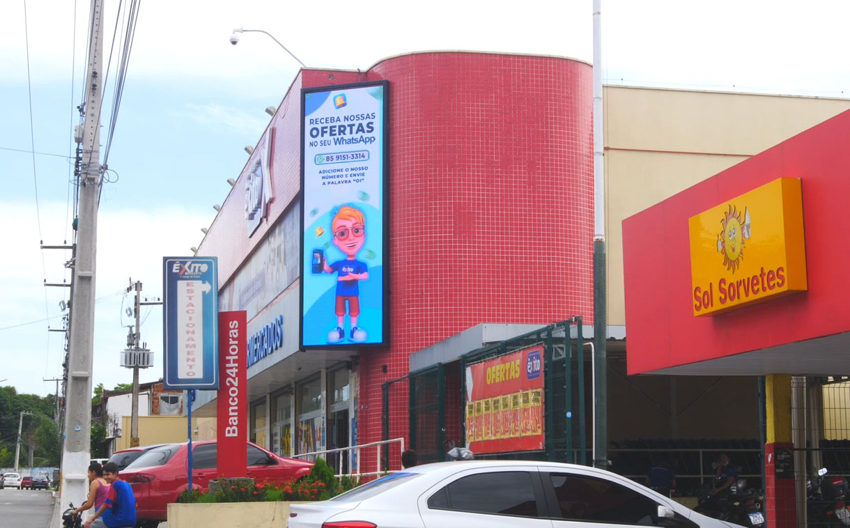 Painel de LED para lateral de campo