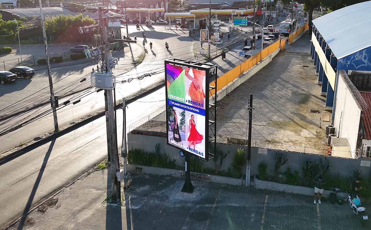 Painel de LED para lateral de campo