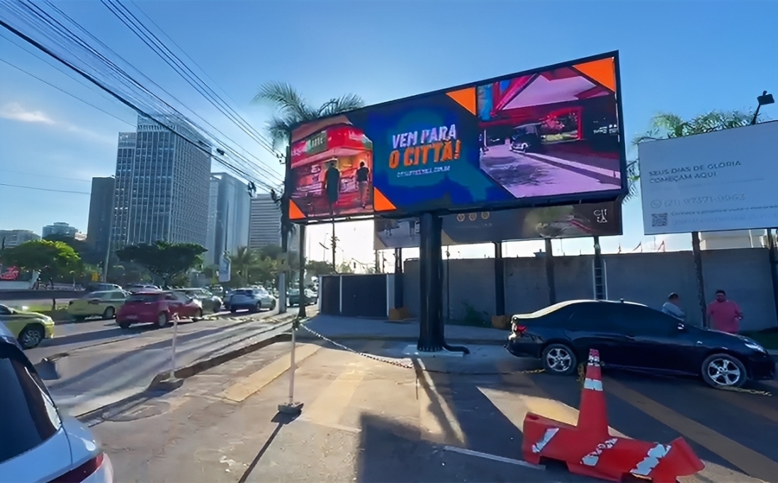 Painel de LED para lateral de campo