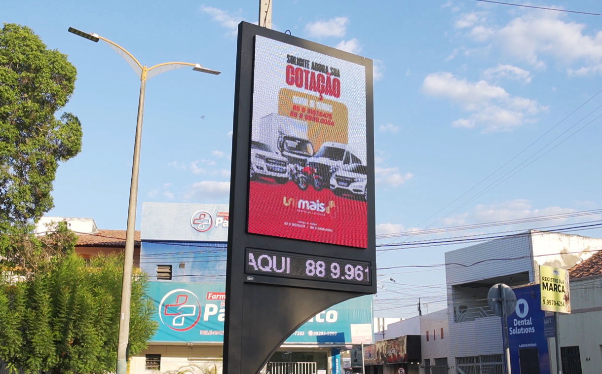 Painel de LED para lateral de campo