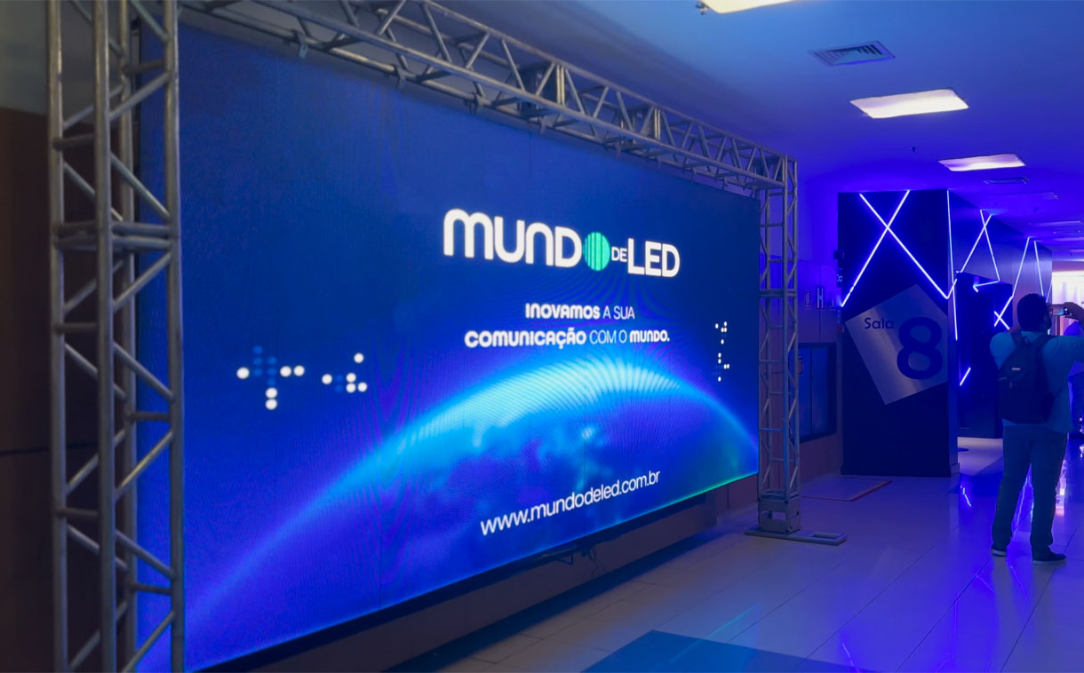 Painel de LED para lateral de campo