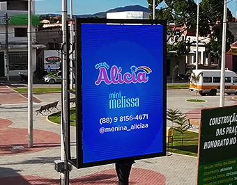 Mundo de LED instala painel de LED P5 outdoor em Itatira - CE