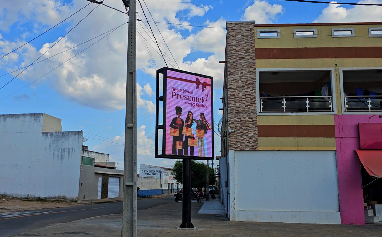 Painel de LED para lateral de campo