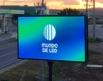 Mundo de LED instala painel de LED outdoor 5x3m P5 em Milhã – CE