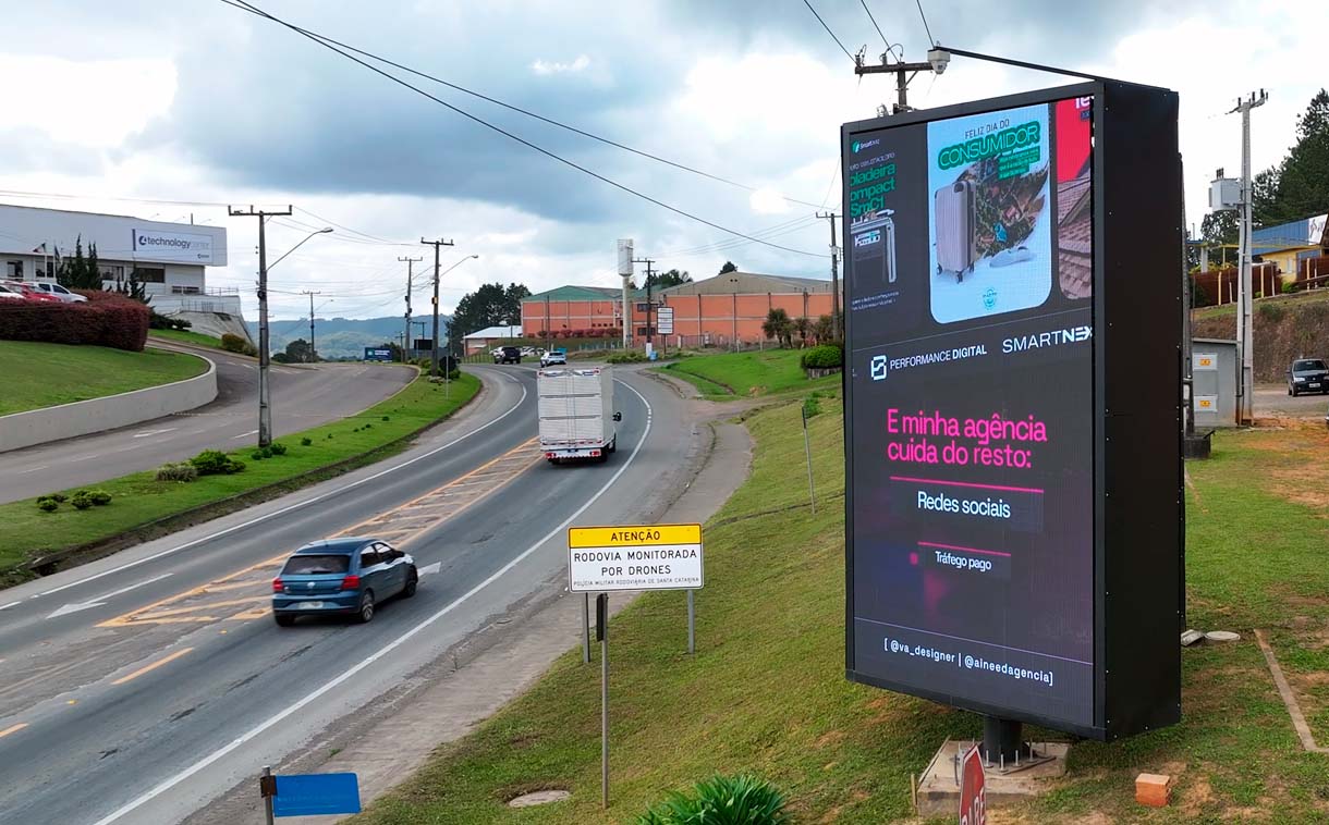 Painel de LED para lateral de campo