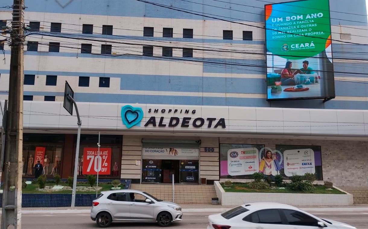 Painel de LED para lateral de campo