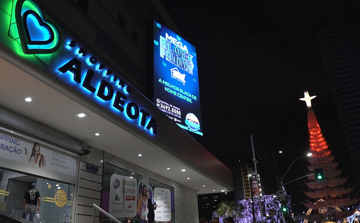 Painel de LED para lateral de campo