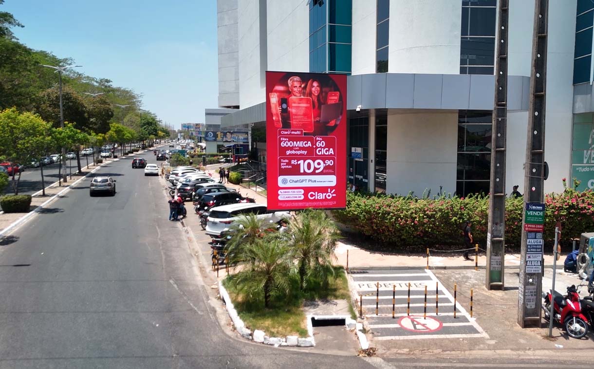 Painel de LED para lateral de campo