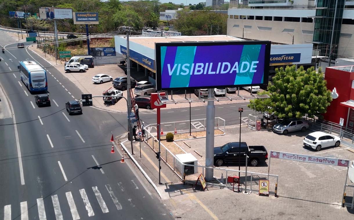 Painel de LED para lateral de campo
