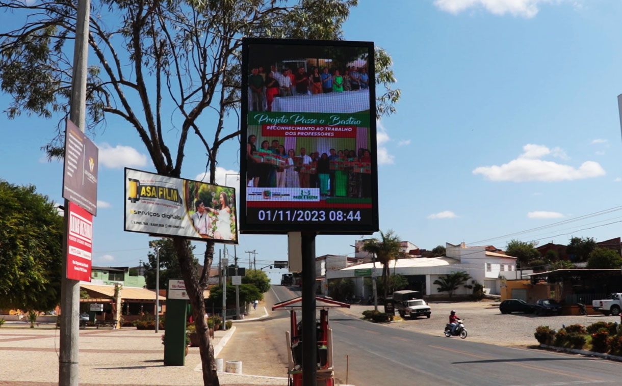 Painel de LED para lateral de campo
