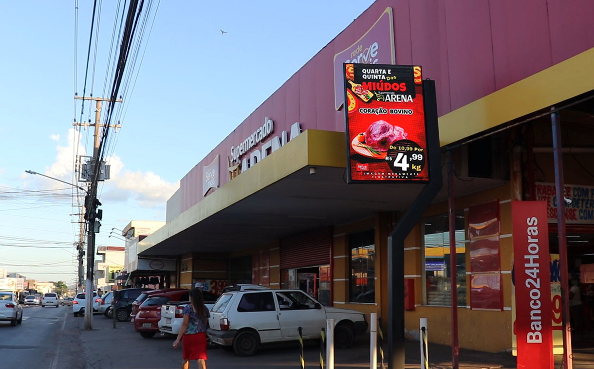 Painel de LED para lateral de campo
